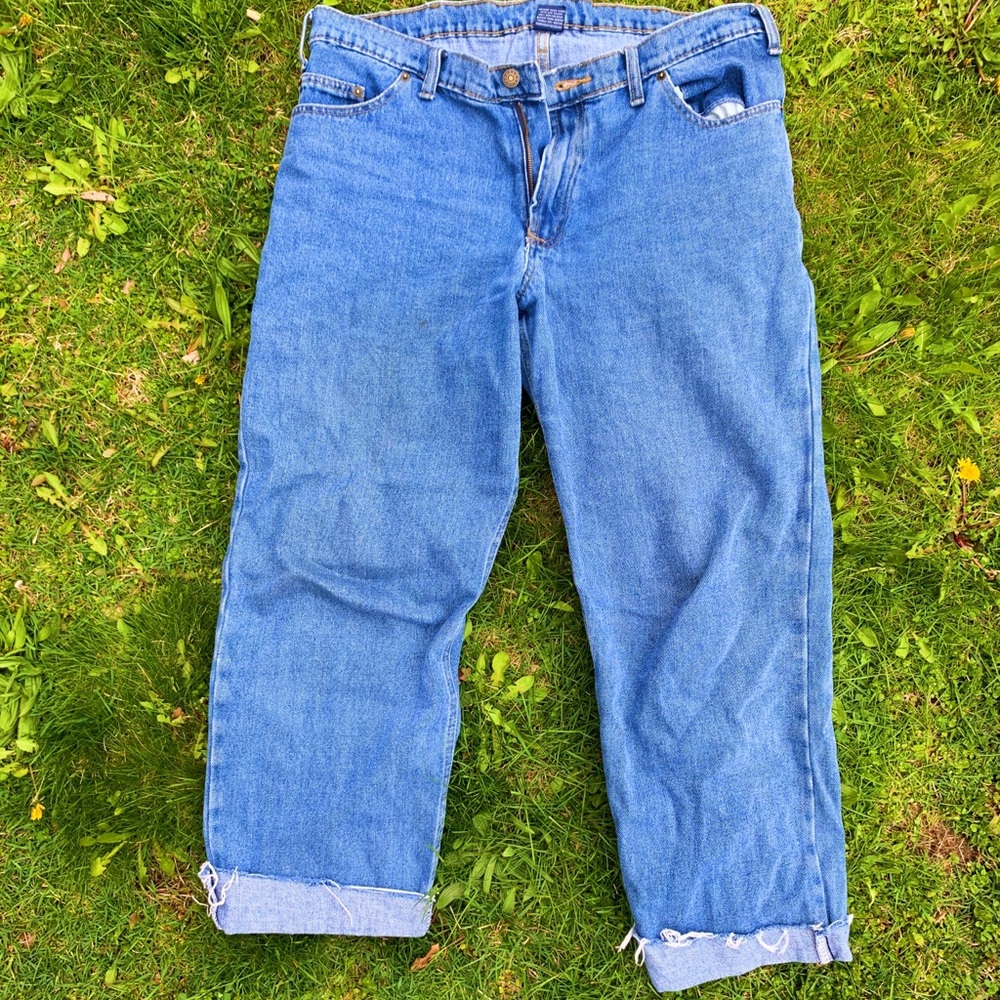 Distressed wrangler Jeans